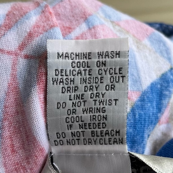 •Cathy Daniels Petites • Embellished Tunic Top - Size Medium - Picture 6 of 7